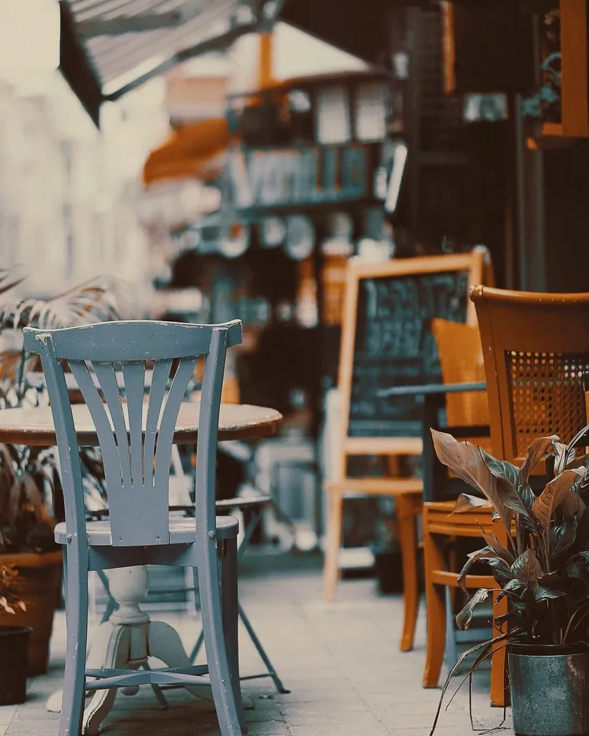 Restaurant: cafe, restaurant, chairs (stock photo)